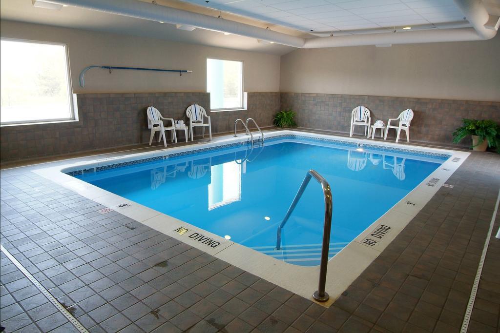 Country Inn & Suites By Radisson, Holland, Mi Luaran gambar