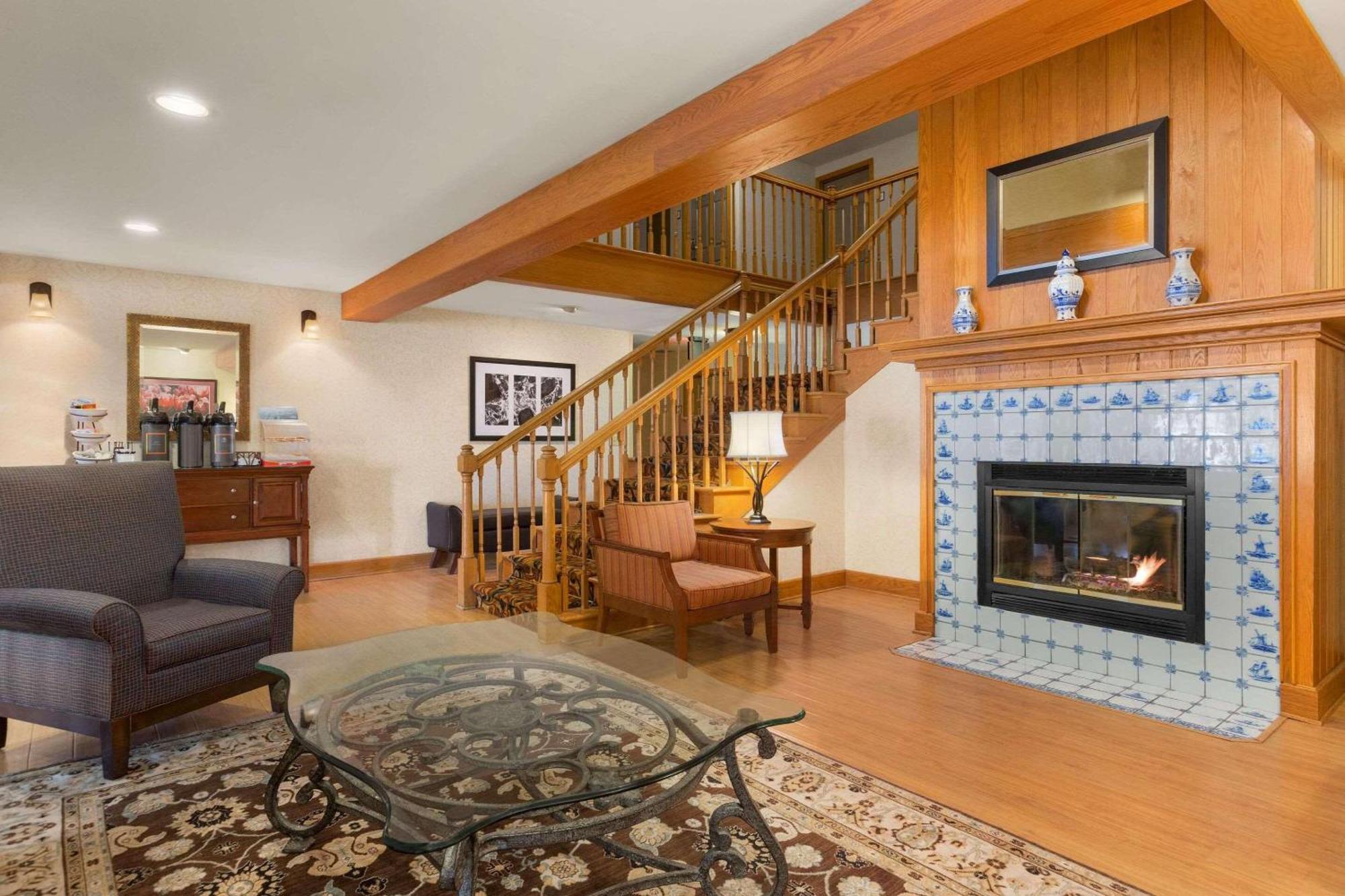Country Inn & Suites By Radisson, Holland, Mi Luaran gambar