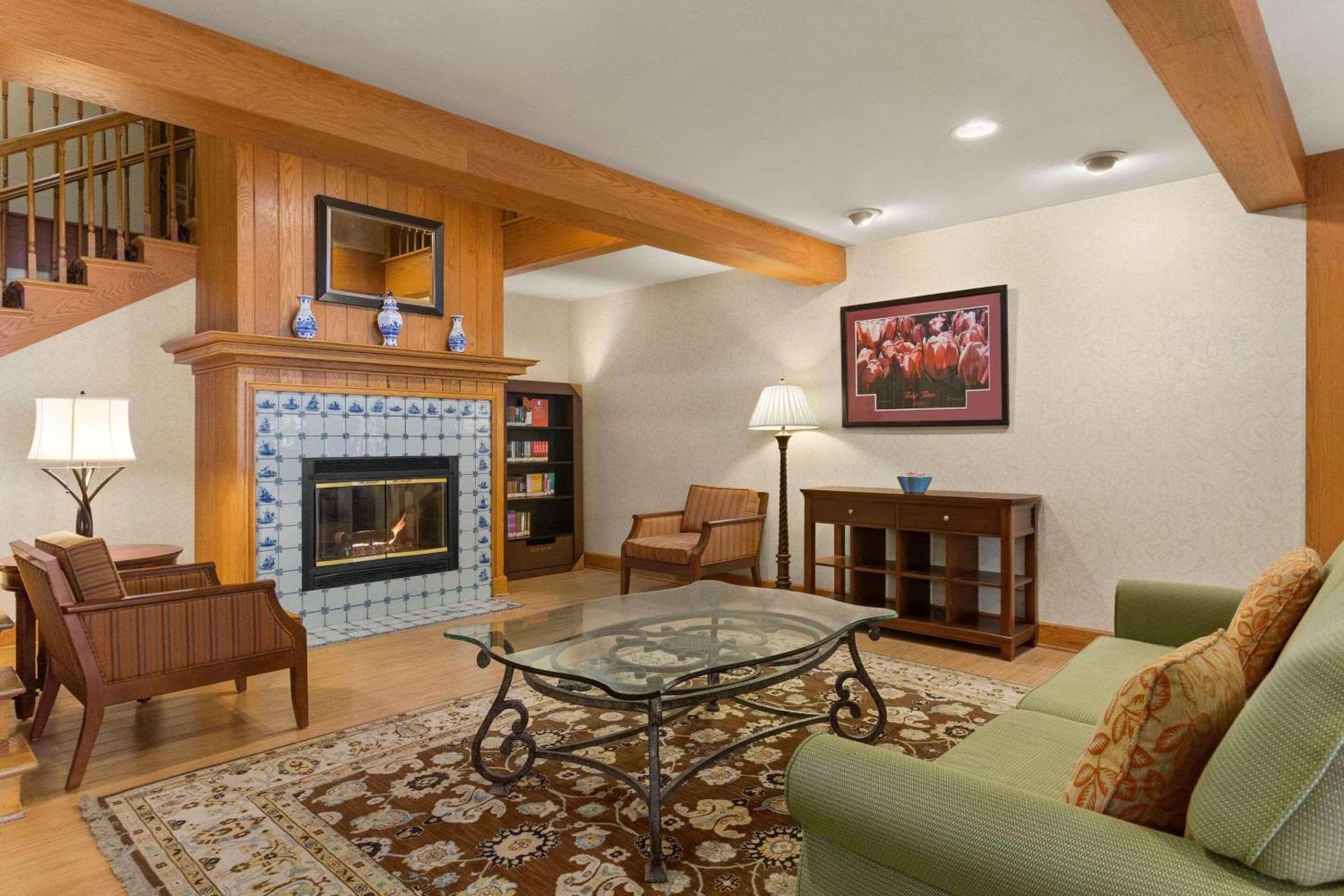 Country Inn & Suites By Radisson, Holland, Mi Luaran gambar